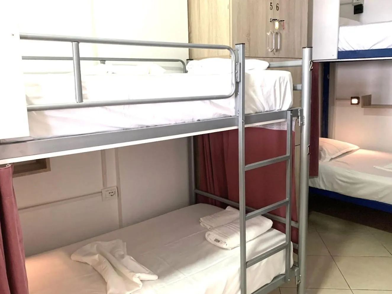 Mateo Hostel Himare